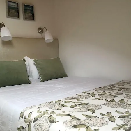 Apartamento Cantinho Flores Ii *