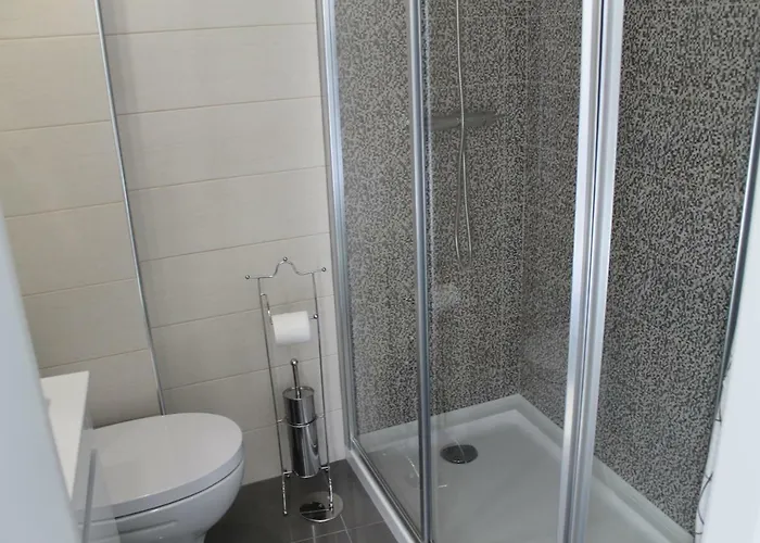 Cantinho Flores Ii Daire *