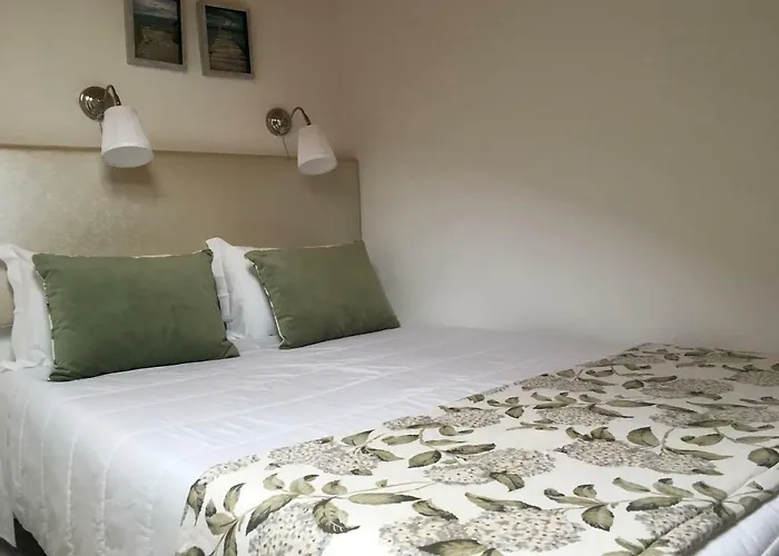 Daire Cantinho Flores Ii *